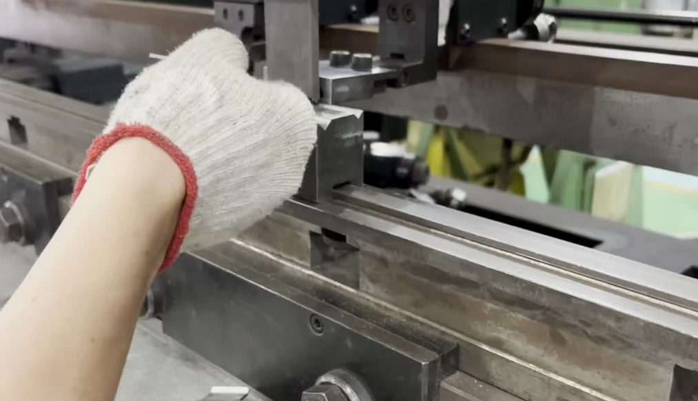 五金冲压件的冷冲压工艺