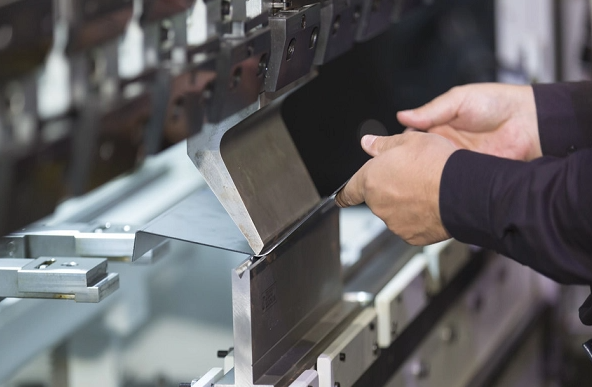 如何确保五金冲压产品的质量和精度